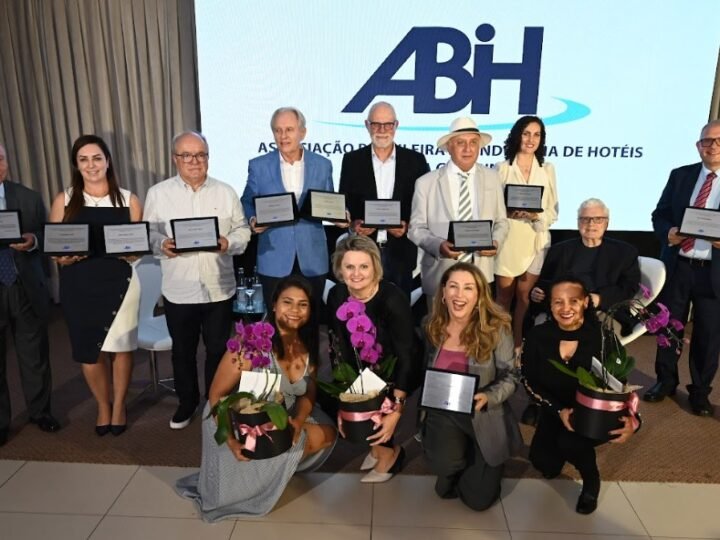ABIH-SC celebra 60 anos e Dia do Hoteleiro em grande estilo